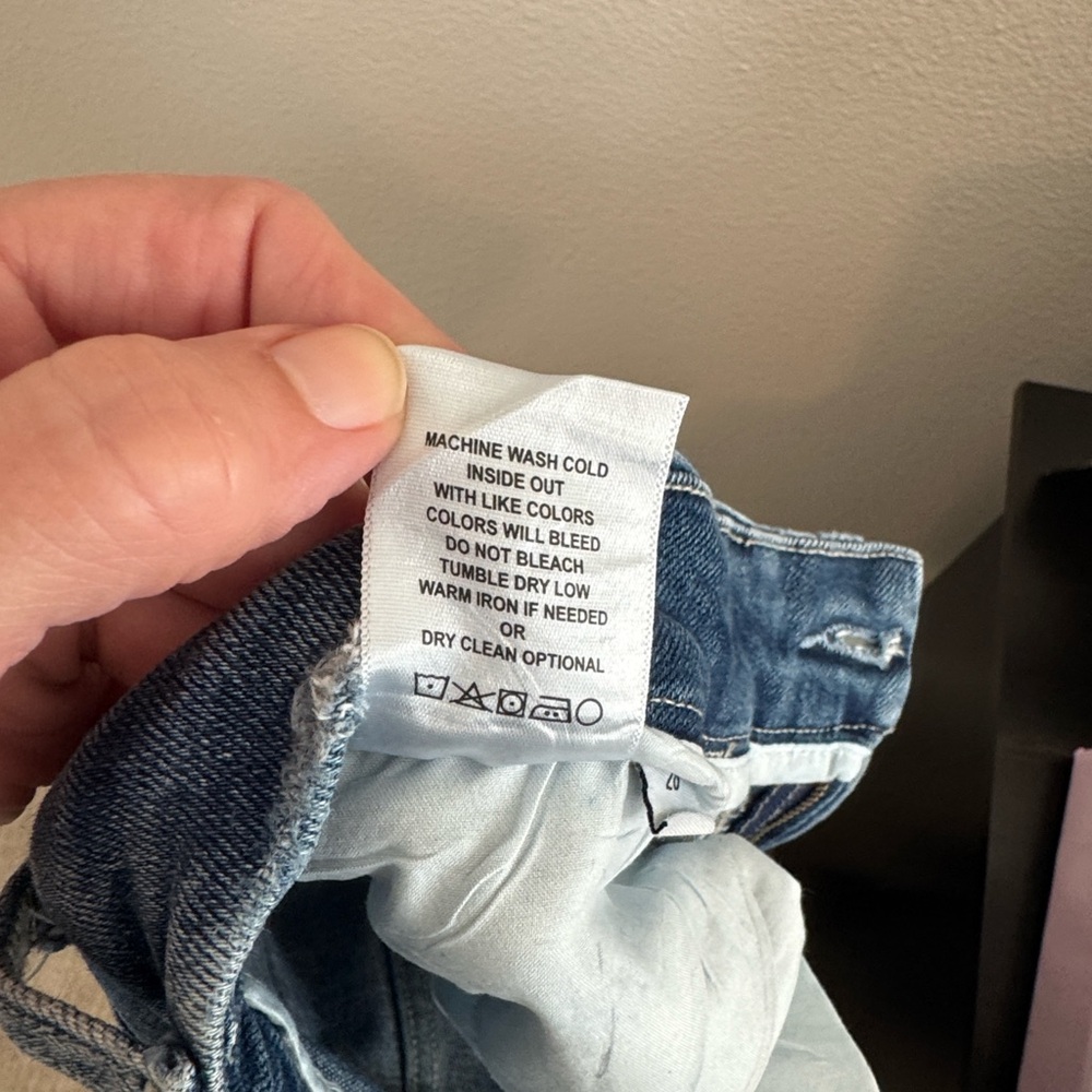 Vervet Mid Rise Crop Straight Jeans 28 - Picture 9 of 13